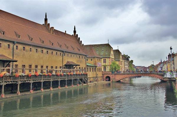 Strasburgp- Pont  de Corbeau