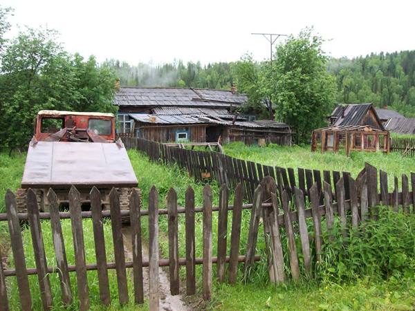 the desolate village of Zolotanca, where the 1st crossing attempt failed