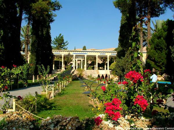 Shiraz-park of the tomb of the poet Hafez