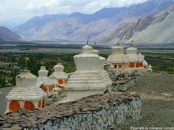 Walls, mani and chortens over the Nubra valley