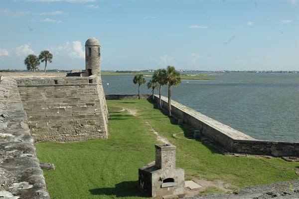 ST. AUGUSTINE: FORT SAN MARCO