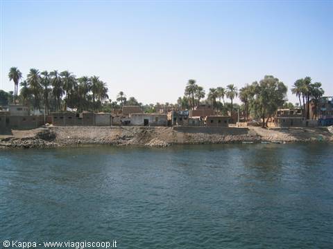 Sailing along the Nile