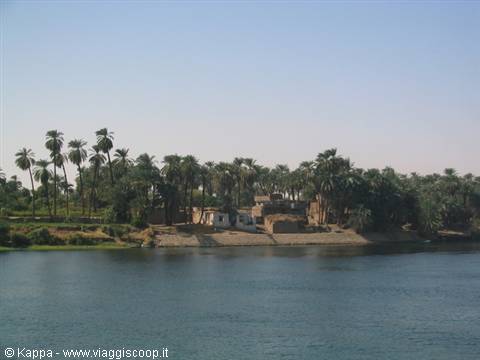 Sailing along the Nile