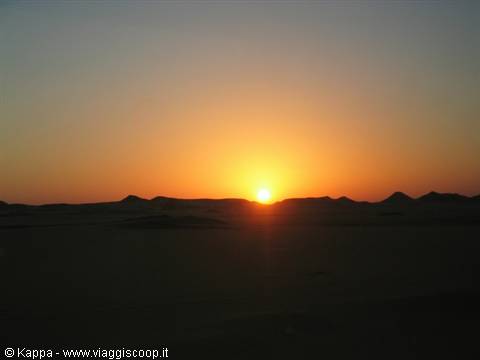 Dawn in the desert, heading to Abu Simbel