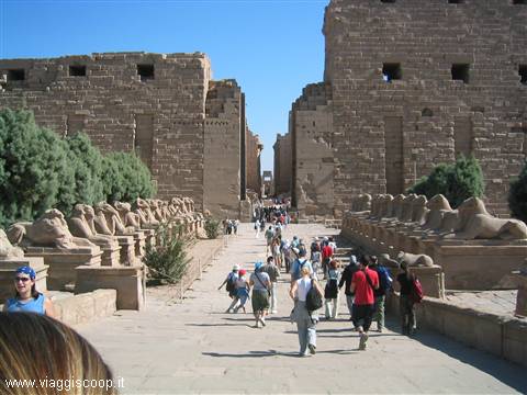 Temple of Karnak: the 'Way of the Gods'