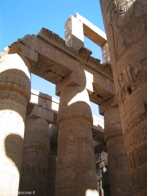 Detail of the hall of columns of the Temple of Karnak