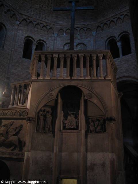 Tomb of Christ in S. Stefano