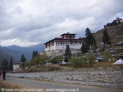 the dzong of paro
