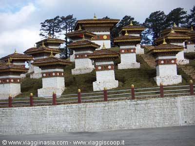 stupas on the dochula pass