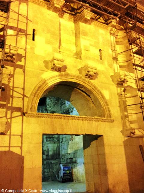Split by night