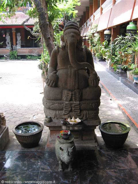 Ganesh statue