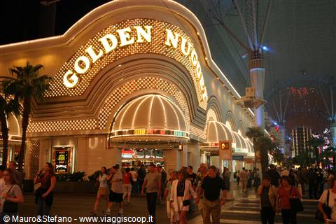 the nightlife of LAS VEGAS...