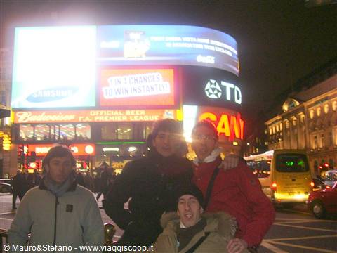Albert, Ceco, Mauro and Stefano @ PICCADILLY CIRCUS
