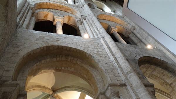 Winchester, Romanesque tower in a Gothic cathedral