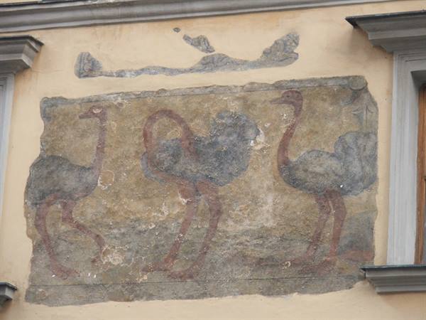 Hotel At the Three Ostriches.