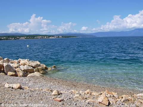 the colors of the sea