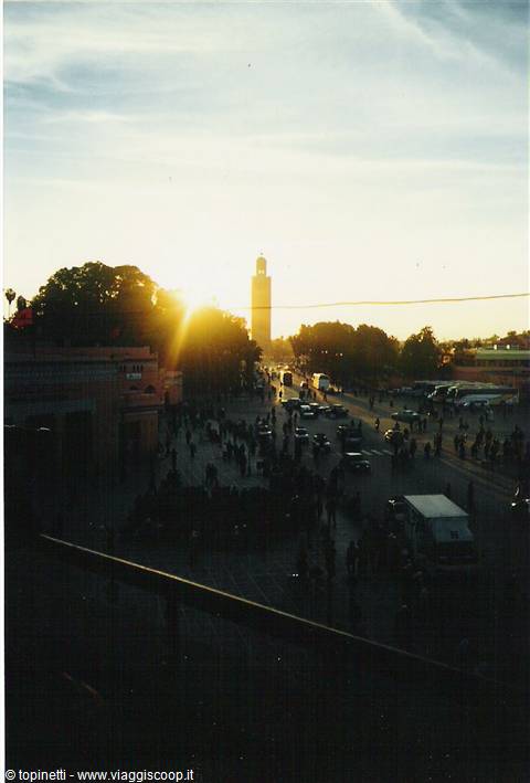 Jemaa El Fnaa at sunset
