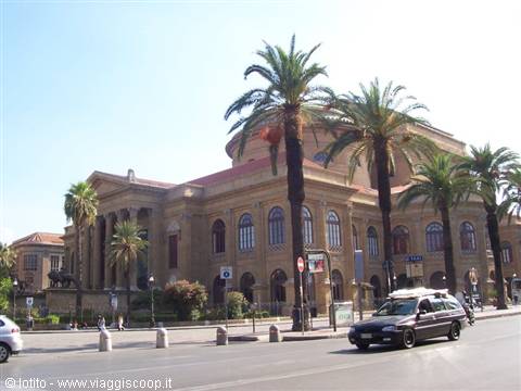 Palermo: massimo theatre