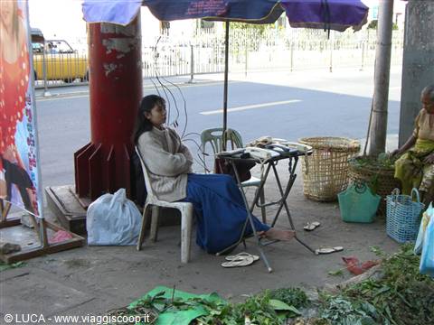 Yangon - Phone booth