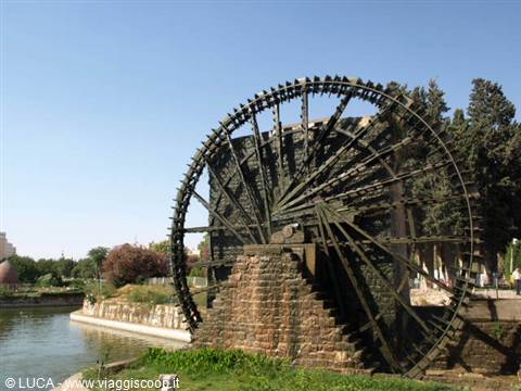Hama - one of the typical wooden waterwheels...
