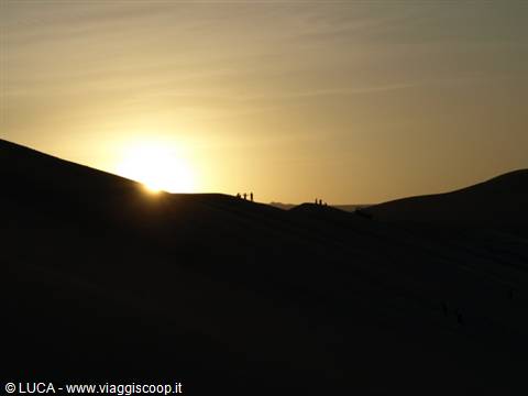 Huacachina Oasis - Sandboarding at sunset...
