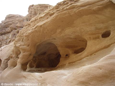 colored canyon