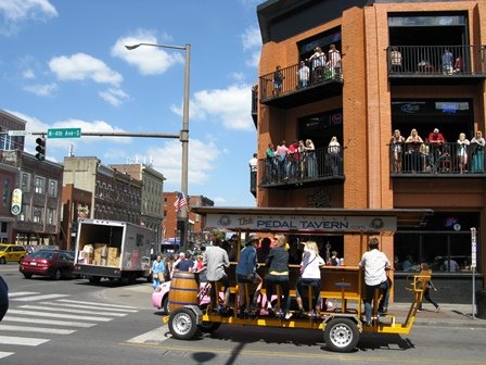 NASHVILLE - PEDAL TAVERN