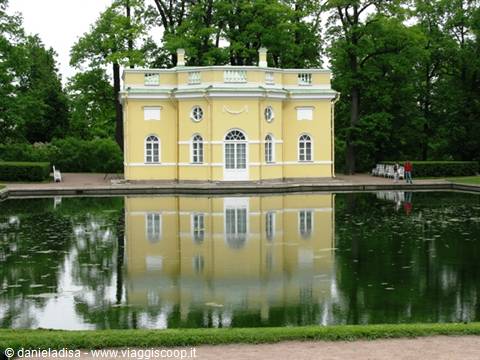 Pushkin - Catherine palace. Park