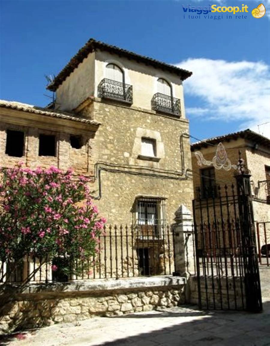 Pastrana - church