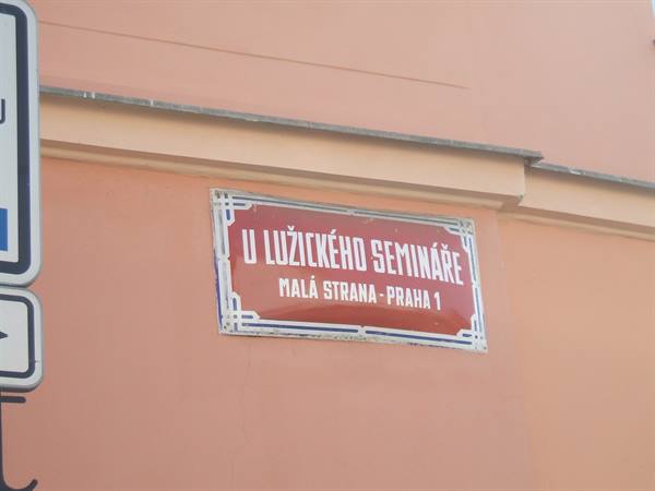 malastrana - brings bad luck
