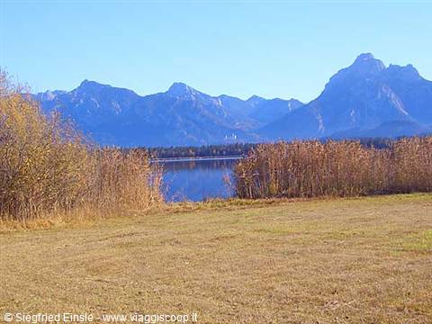 Lake Hopfensee in autumn