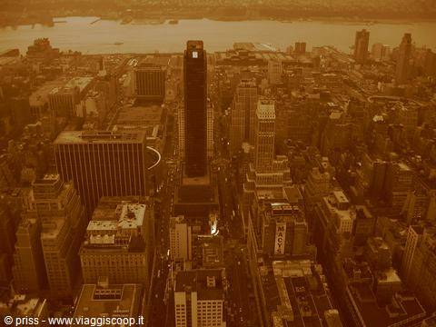 Manhattan skyscrapers and Hudson River seen from the Empire State Building