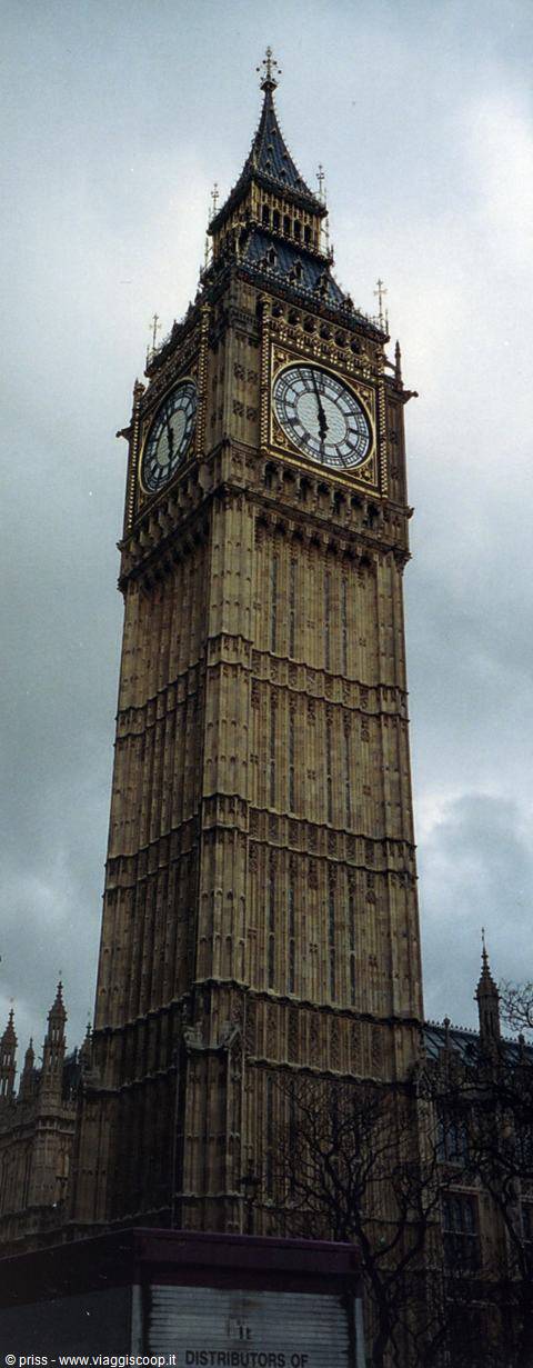 Big Ben clock tower in London under a cloudy sky
