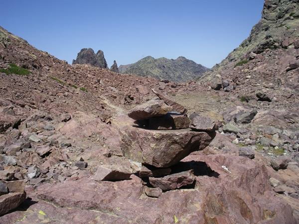 Towards the summit of Monte Cintu