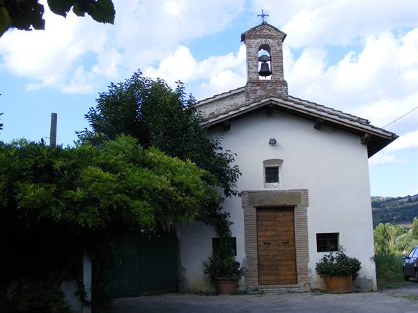 little church in Pian d'assino
