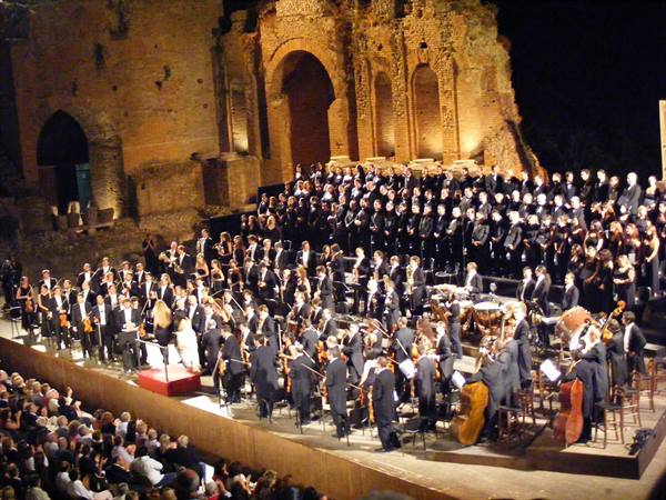greek theatre taormina :9th symphony by l.v.beethoven