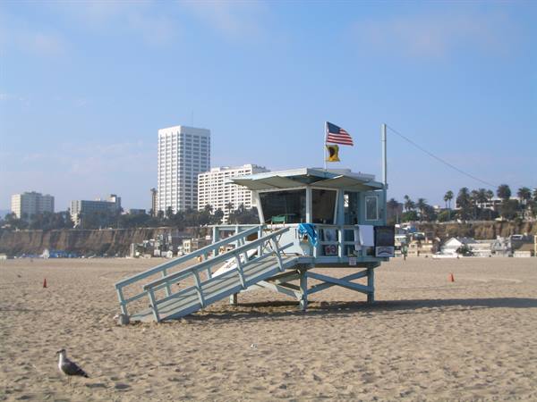 BAYWATCH STATION AT SANTA MONICA