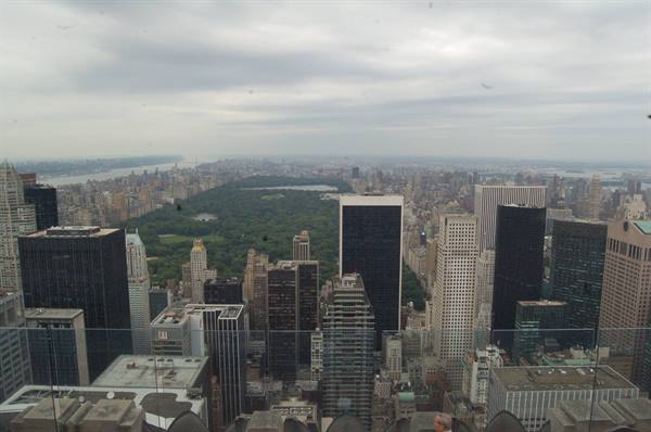 Manhattan skyscrapers and Central Park under cloudy sky, from Top of the Rock